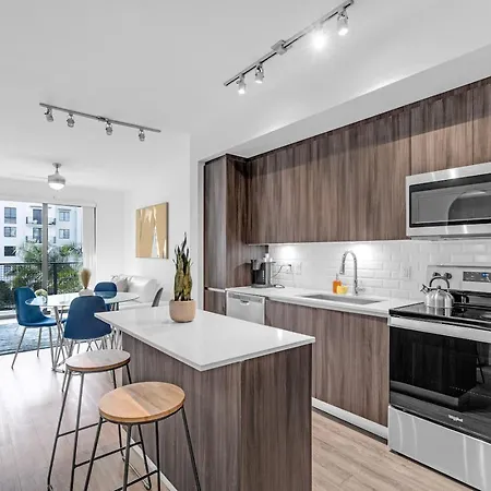 Appartamento Sleek Doral Retreat 1 Bed Oasis With Free Parking